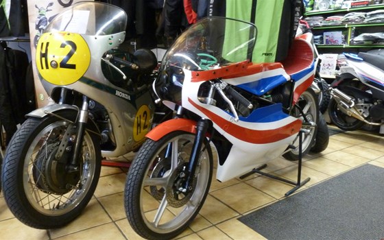 Umgebautes Motorrad CZ 125 von Zweirad Schneider Inh. Gerd Schneider - Bild 1 Umgebautes Motorrad CZ 125 von Zweirad Schneider Inh. Gerd Schneider - Bild 1