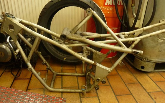 Umgebautes Motorrad CZ 125 von Zweirad Schneider Inh. Gerd Schneider - Bild 2 Umgebautes Motorrad CZ 125 von Zweirad Schneider Inh. Gerd Schneider - Bild 2