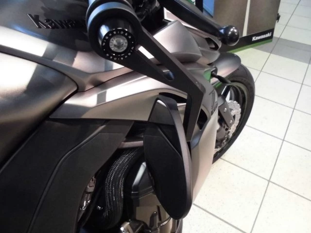 Umbgebautes Motorrad Kawasaki Z1000 Bild 5: Umbgebautes Motorrad Kawasaki Z1000