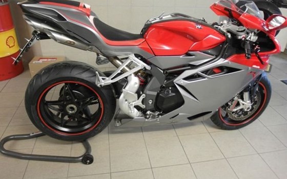 Umgebautes Motorrad MV Agusta F4 1000 R von A.T.T.-Tiedemann-Motorräder e.Kfm - Bild 8 Umgebautes Motorrad MV Agusta F4 1000 R von A.T.T.-Tiedemann-Motorräder e.Kfm - Bild 8