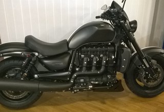 Triumph Rocket III Roadster