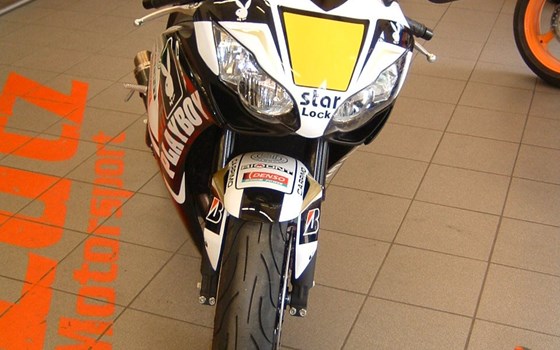Umgebautes Motorrad Honda CBR1000RR Fireblade von Lutz-Motorsport - Bild 2