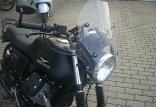 Moto Guzzi V7 II Stone