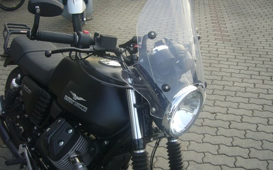 Umgebautes Motorrad Moto Guzzi V7 II Stone von Suedbike e.K. Inhaber Wolfgang Schustek - Bild 1 Umgebautes Motorrad Moto Guzzi V7 II Stone von Suedbike e.K. Inhaber Wolfgang Schustek - Bild 1