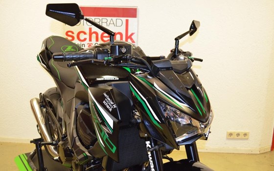 Umgebautes Motorrad Kawasaki Z 800 von Motorrad Schenk Idstein GbR. - Bild 11 Umgebautes Motorrad Kawasaki Z 800 von Motorrad Schenk Idstein GbR. - Bild 11
