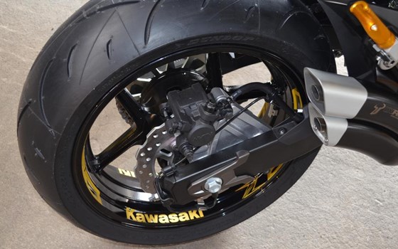 Umgebautes Motorrad Kawasaki Z 800 e von Motorrad Schenk Idstein GbR. - Bild 18 Umgebautes Motorrad Kawasaki Z 800 e von Motorrad Schenk Idstein GbR. - Bild 18