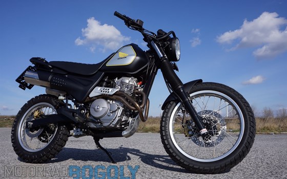 Umgebautes Motorrad Honda SLR650 von Motorrad Bogoly KG - Bild 6 Umgebautes Motorrad Honda SLR650 von Motorrad Bogoly KG - Bild 6
