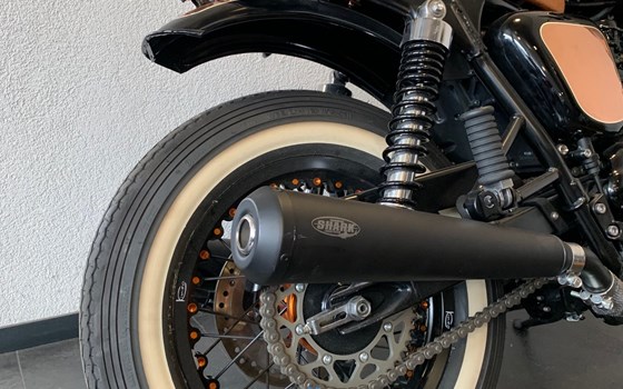 Umgebautes Motorrad Triumph Bonneville T100 von Pat-Bikes AG - Bild 10 Umgebautes Motorrad Triumph Bonneville T100 von Pat-Bikes AG - Bild 10