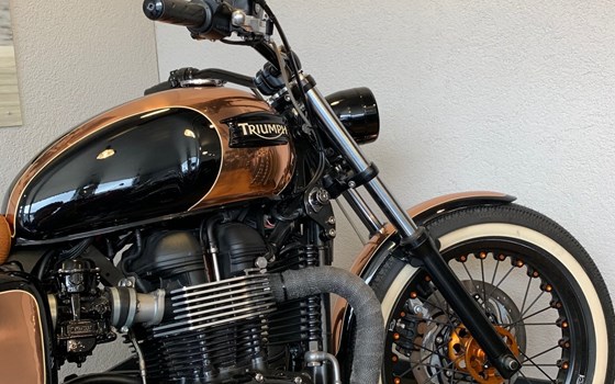 Umgebautes Motorrad Triumph Bonneville T100 von Pat-Bikes AG - Bild 7 Umgebautes Motorrad Triumph Bonneville T100 von Pat-Bikes AG - Bild 7