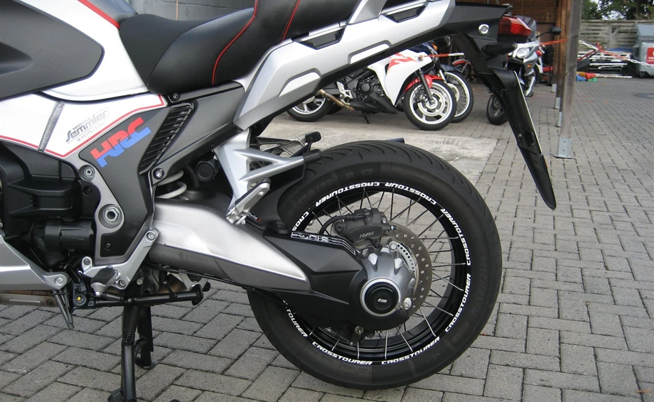 Umbgebautes Motorrad Honda VFR1200X Crosstourer Bild 7: Umbgebautes Motorrad Honda VFR1200X Crosstourer