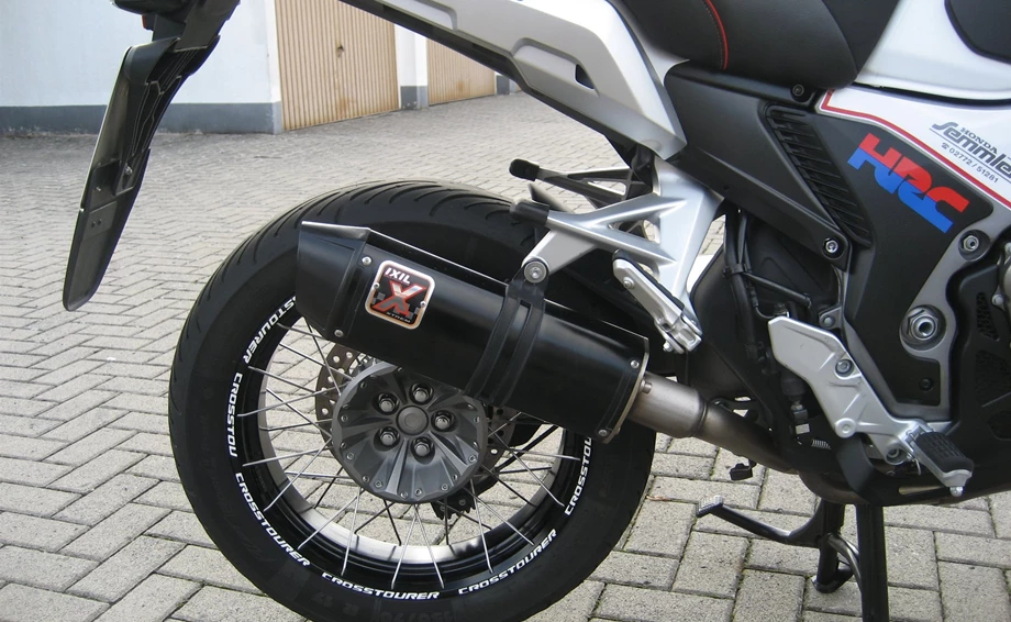 Umbgebautes Motorrad Honda VFR1200X Crosstourer Bild 8: Umbgebautes Motorrad Honda VFR1200X Crosstourer