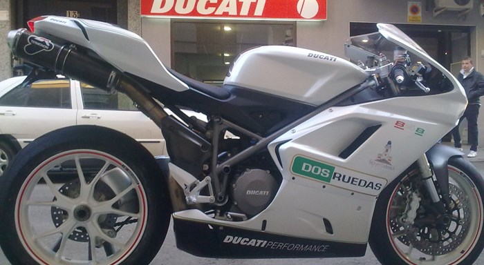 Ducati 848 