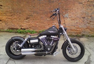 Harley-Davidson Dyna Super Glide FXD