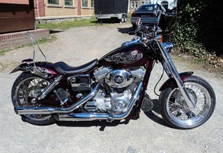 Harley-Davidson Dyna Super Glide FXD