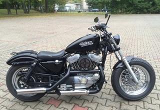 Harley-Davidson Sportster XL 883 Hugger