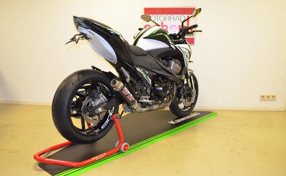 Umbgebautes Motorrad Kawasaki Z 800 e Bild 23: Umbgebautes Motorrad Kawasaki Z 800 e