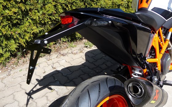 Umgebautes Motorrad KTM 690 Duke R von Bräuer Motorradsport KG - Bild 5 Umgebautes Motorrad KTM 690 Duke R von Bräuer Motorradsport KG - Bild 5
