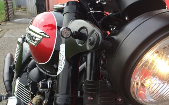 Umgebautes Motorrad Triumph Bonneville T100 von Motorradklinik GmbH - Bild 12 Umgebautes Motorrad Triumph Bonneville T100 von Motorradklinik GmbH - Bild 12