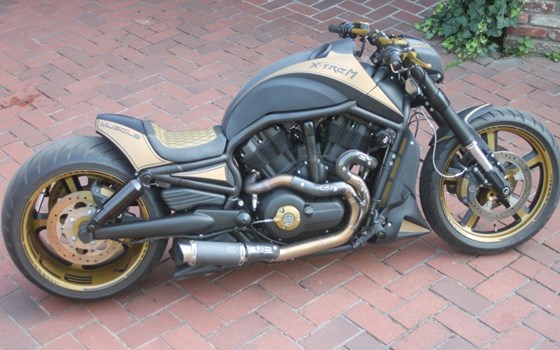 Umgebautes Motorrad Harley-Davidson V-Rod Muscle VRSCF von X-Trem Custombikes - Bild 12 Umgebautes Motorrad Harley-Davidson V-Rod Muscle VRSCF von X-Trem Custombikes - Bild 12