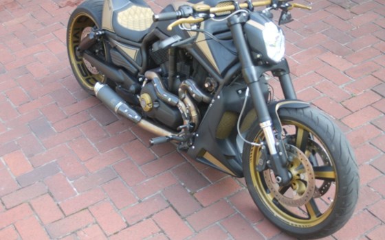 Umgebautes Motorrad Harley-Davidson V-Rod Muscle VRSCF von X-Trem Custombikes - Bild 14 Umgebautes Motorrad Harley-Davidson V-Rod Muscle VRSCF von X-Trem Custombikes - Bild 14