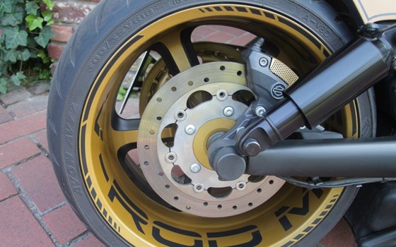 Umgebautes Motorrad Harley-Davidson V-Rod Muscle VRSCF von X-Trem Custombikes - Bild 19 Umgebautes Motorrad Harley-Davidson V-Rod Muscle VRSCF von X-Trem Custombikes - Bild 19