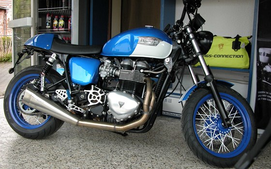 Umgebautes Motorrad Triumph Thruxton von Jochen Schlaak Motorräder - Bild 1 Umgebautes Motorrad Triumph Thruxton von Jochen Schlaak Motorräder - Bild 1