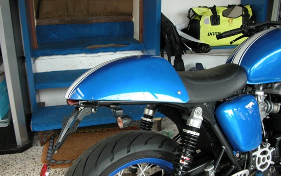 Umgebautes Motorrad Triumph Thruxton von Jochen Schlaak Motorräder - Bild 2 Umgebautes Motorrad Triumph Thruxton von Jochen Schlaak Motorräder - Bild 2