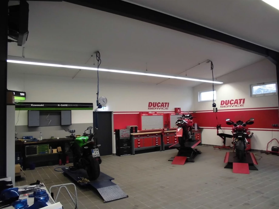 Umbgebautes Motorrad Ducati Scrambler Icon Bild 19: Umbgebautes Motorrad Ducati Scrambler Icon