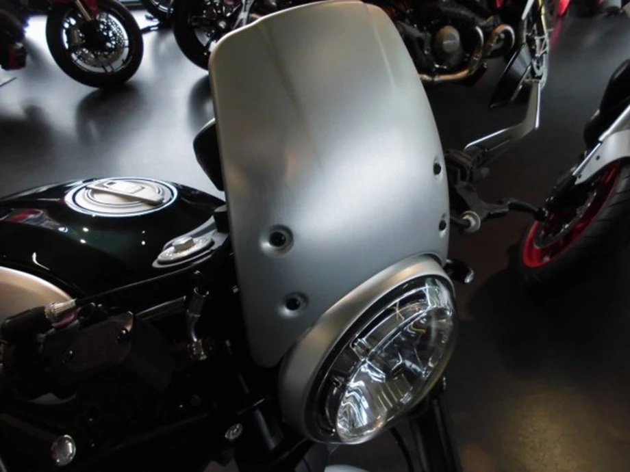 Umbgebautes Motorrad Ducati Scrambler Icon Bild 8: Umbgebautes Motorrad Ducati Scrambler Icon