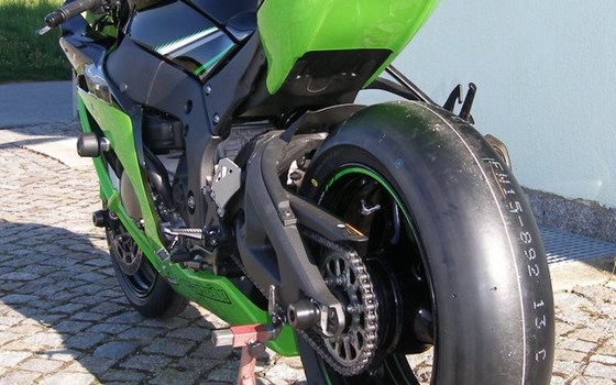Umgebautes Motorrad Kawasaki Ninja ZX-10R von Motorrad Service Scheibe - Bild 6 Umgebautes Motorrad Kawasaki Ninja ZX-10R von Motorrad Service Scheibe - Bild 6