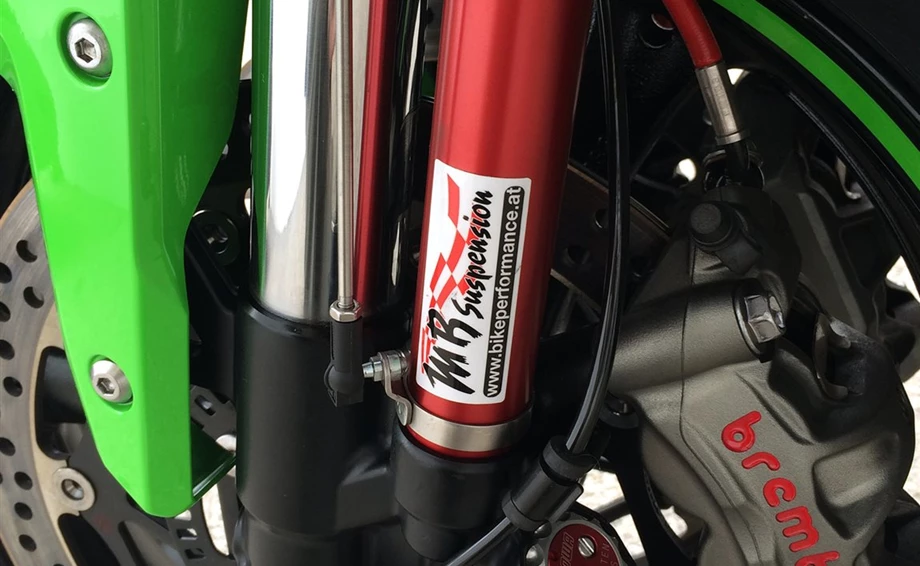 Umbgebautes Motorrad Kawasaki Ninja ZX-10R Bild 2: Umbgebautes Motorrad Kawasaki Ninja ZX-10R