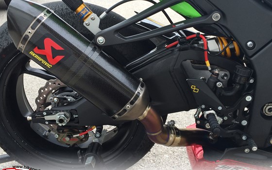 Umgebautes Motorrad Kawasaki Ninja ZX-10R von Kevin Auer Bike Performance GmbH - Bild 4 Umgebautes Motorrad Kawasaki Ninja ZX-10R von Kevin Auer Bike Performance GmbH - Bild 4