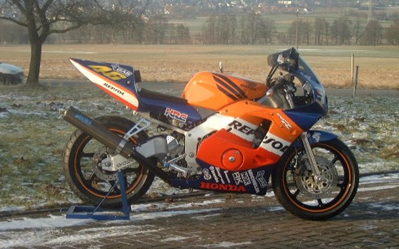 Umgebautes Motorrad Honda CBR 250 RR von Motorrad Wagner - Bild 1 Umgebautes Motorrad Honda CBR 250 RR von Motorrad Wagner - Bild 1
