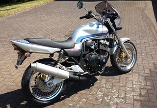 Honda CB 400 F
