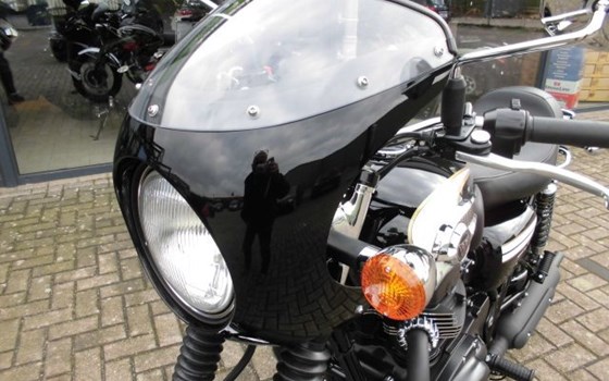 Umgebautes Motorrad Kawasaki W800 von Team Wahlers GmbH - Bild 13 Umgebautes Motorrad Kawasaki W800 von Team Wahlers GmbH - Bild 13
