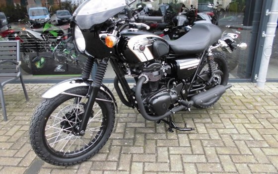 Umgebautes Motorrad Kawasaki W800 von Team Wahlers GmbH - Bild 2 Umgebautes Motorrad Kawasaki W800 von Team Wahlers GmbH - Bild 2