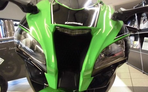Umgebautes Motorrad Kawasaki Ninja ZX-10R von Team Wahlers GmbH - Bild 9 Umgebautes Motorrad Kawasaki Ninja ZX-10R von Team Wahlers GmbH - Bild 9