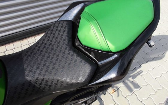Umgebautes Motorrad Kawasaki Z 800 von Team Wahlers GmbH - Bild 11 Umgebautes Motorrad Kawasaki Z 800 von Team Wahlers GmbH - Bild 11