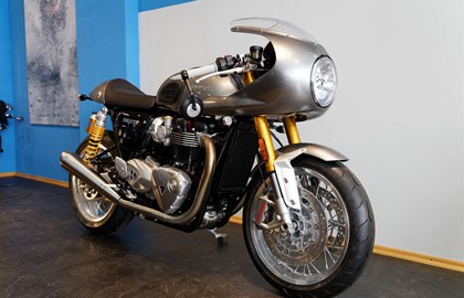 Triumph Thruxton 1200R Custom Bike Triumph Thruxton 1200R Custom Bike
