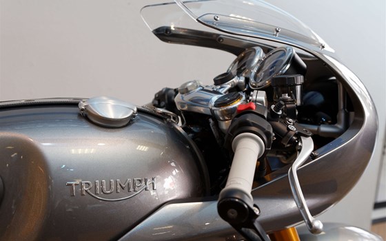Umgebautes Motorrad Triumph Thruxton 1200R von Promotec GmbH - Bild 2 Umgebautes Motorrad Triumph Thruxton 1200R von Promotec GmbH - Bild 2