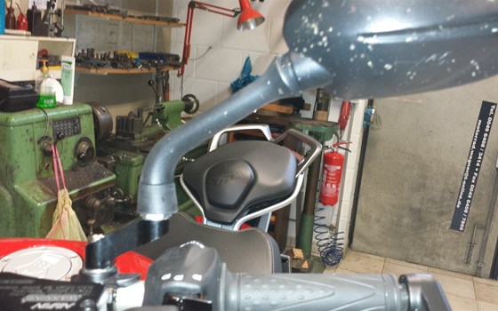 Umgebautes Motorrad MV Agusta Turismo Veloce 800 von Motorrad Wagner - Bild 6 Umgebautes Motorrad MV Agusta Turismo Veloce 800 von Motorrad Wagner - Bild 6