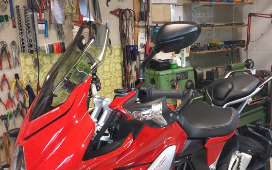 Umgebautes Motorrad MV Agusta Turismo Veloce 800 von Motorrad Wagner - Bild 8 Umgebautes Motorrad MV Agusta Turismo Veloce 800 von Motorrad Wagner - Bild 8