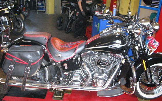 Umgebautes Motorrad Harley-Davidson Softail Springer FXSTSI von HK-Technik Kemeter OG - Bild 2 Umgebautes Motorrad Harley-Davidson Softail Springer FXSTSI von HK-Technik Kemeter OG - Bild 2