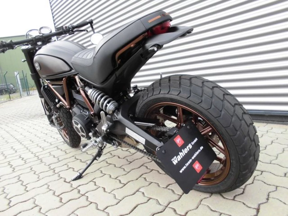 Umbgebautes Motorrad Ducati Scrambler Full Throttle Bild 18: Umbgebautes Motorrad Ducati Scrambler Full Throttle