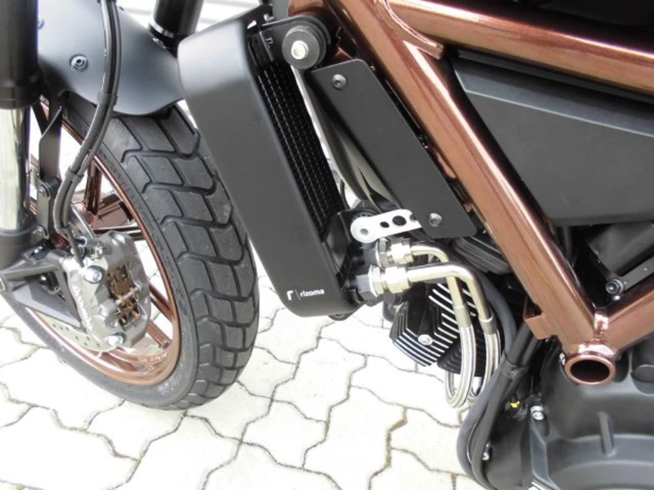 Umbgebautes Motorrad Ducati Scrambler Full Throttle Bild 21: Umbgebautes Motorrad Ducati Scrambler Full Throttle