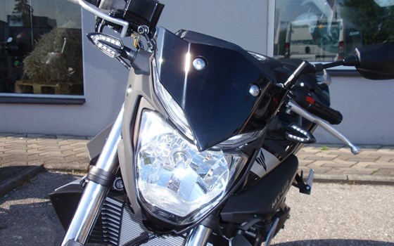 Umgebautes Motorrad Yamaha MT-03 von Zweiradcenter Steyr e.U., Peter Bührer - Bild 3 Umgebautes Motorrad Yamaha MT-03 von Zweiradcenter Steyr e.U., Peter Bührer - Bild 3