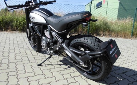 Umgebautes Motorrad Ducati Scrambler Full Throttle von Team Wahlers GmbH - Bild 11 Umgebautes Motorrad Ducati Scrambler Full Throttle von Team Wahlers GmbH - Bild 11