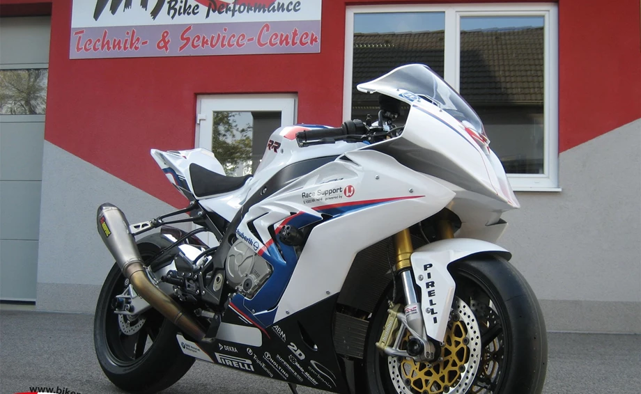 Umbgebautes Motorrad BMW S 1000 RR Bild 1: Umbgebautes Motorrad BMW S 1000 RR