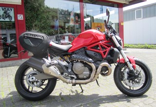 Ducati Monster 821