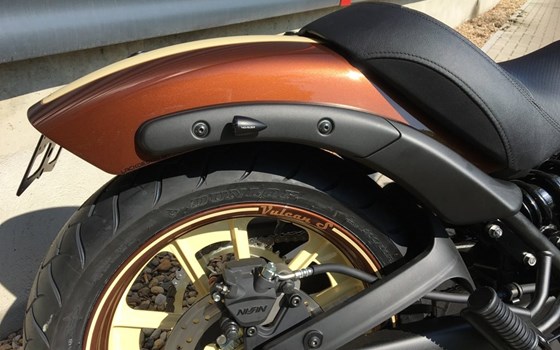 Umgebautes Motorrad Kawasaki Vulcan S von BikerWorld Rosenow - Bild 3 Umgebautes Motorrad Kawasaki Vulcan S von BikerWorld Rosenow - Bild 3